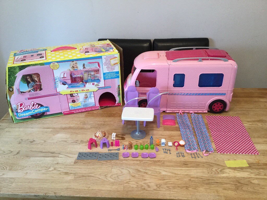 smyths barbie dream camper